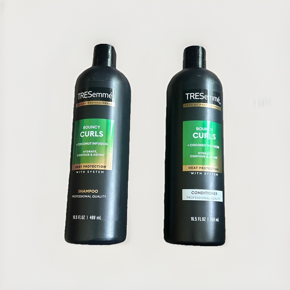 TRESemme Bouncy Curls Coconut Infusion Shampoo/Conditioner Set-16.5oz-New